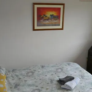 Apartment Cheltenham Apartment With Private Garden, Cheltenham